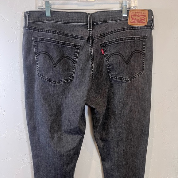 Levi's Gray Vintage Boyfriend Jeans Versatile Style Size 33 - Picture 4 of 11